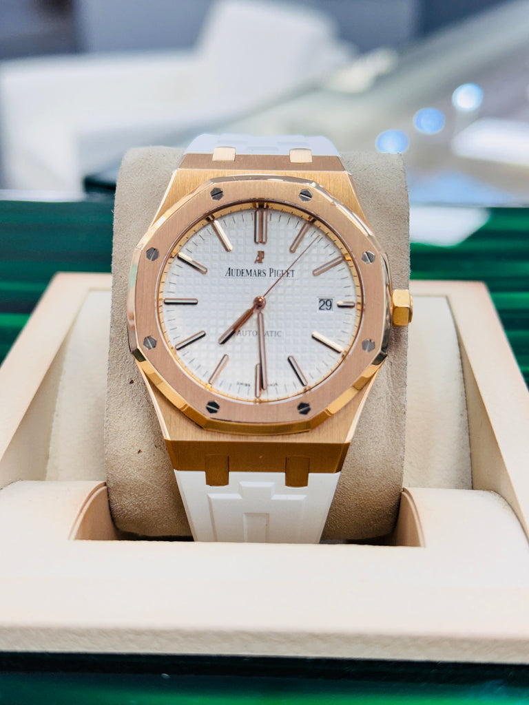 Audemars Piguet Royal Oak 15400OR 41mm Rose Gold WHITE  Dial Rubber B Strap  Box and Papers MINT