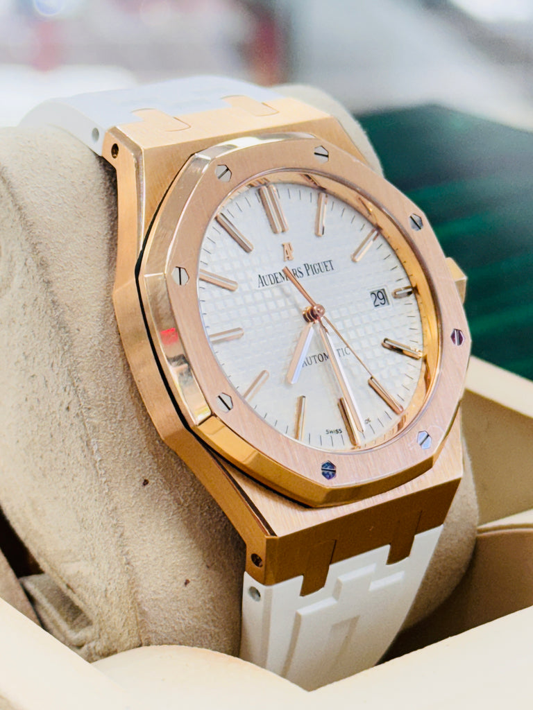 Audemars Piguet Royal Oak 15400OR 41mm Rose Gold WHITE  Dial Rubber B Strap  Box and Papers MINT