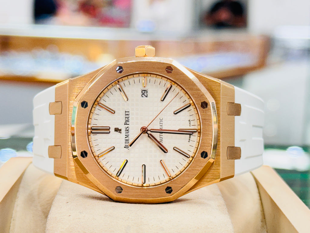 Audemars Piguet Royal Oak 15400OR 41mm Rose Gold WHITE  Dial Rubber B Strap  Box and Papers MINT