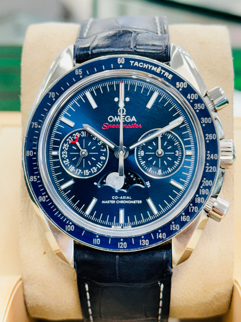 Omega Speedmaster Moonphase 44.25mm Chronograph Co-Axial 304.33.44.52.03.001 MINT