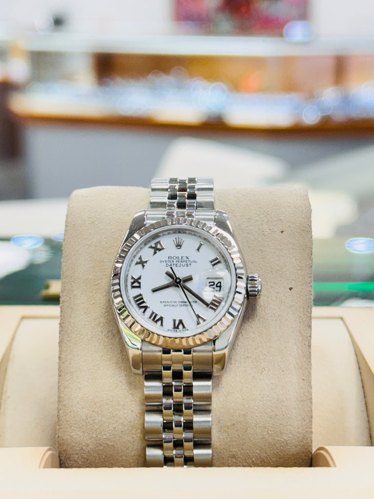 Rolex Lady-Datejust 179174 26 White Roman Dial 18K White Fluted Jubilee Watch MINT