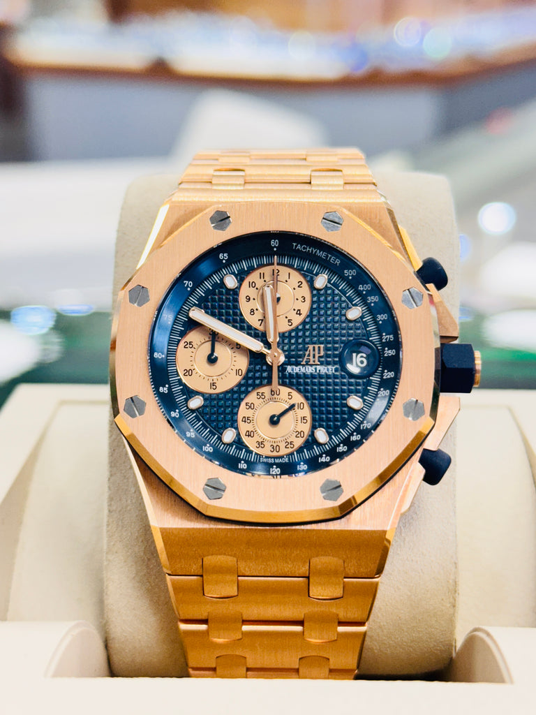 Audemars Piguet 42 Royal Oak Offshore Chronograph  26238OR.OO.2000OR.01  PreOwned Box and Papers