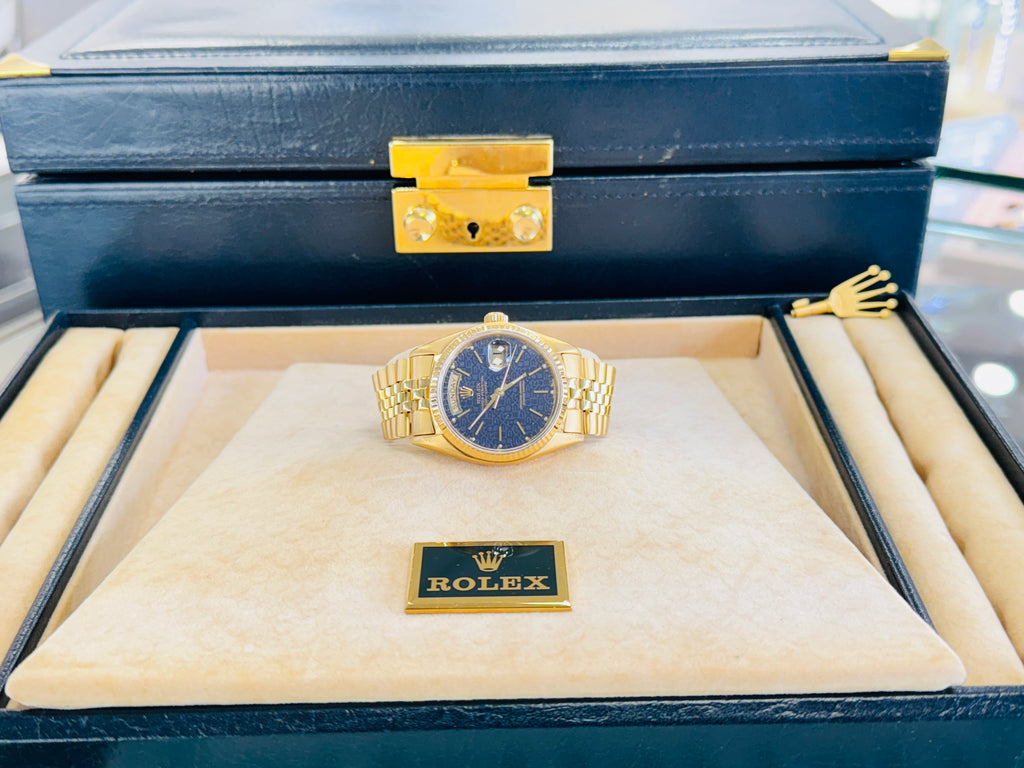Rolex  Day-Date 36 18038 Factory Blueish / Purple Jubilee Dial Rare Jubilee Band 6 million Serial Number Vintage COMPLETED BOX PAPERS - Diamonds East Intl.