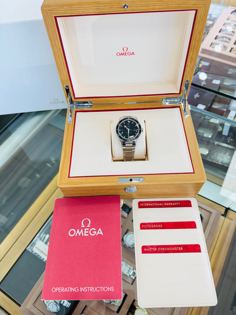 Omega Seamaster 300  234.30.41.21.01.001 Co-Axial Master Chronometer  Box and Papers PreOwned - Diamonds East Intl.