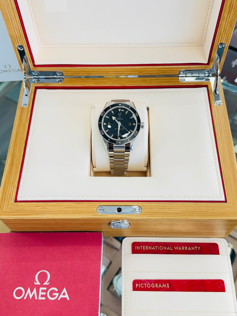 Omega Seamaster 300  234.30.41.21.01.001 Co-Axial Master Chronometer  Box and Papers PreOwned - Diamonds East Intl.