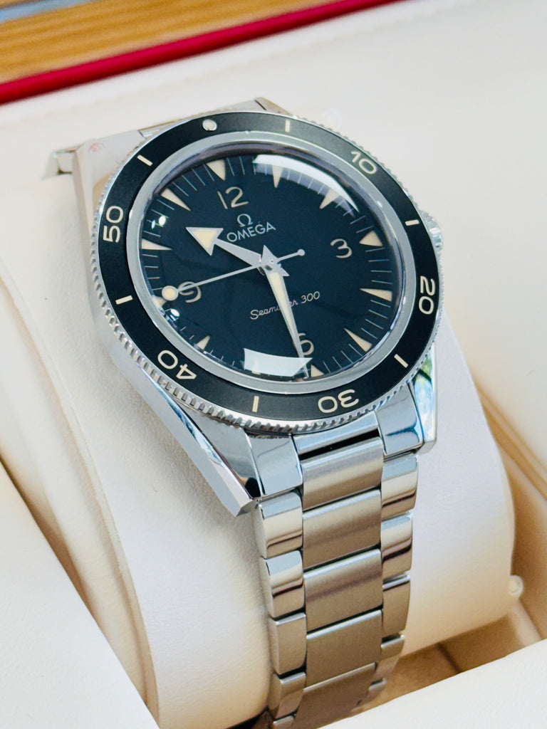 Omega Seamaster 300  234.30.41.21.01.001 Co-Axial Master Chronometer  Box and Papers PreOwned - Diamonds East Intl.
