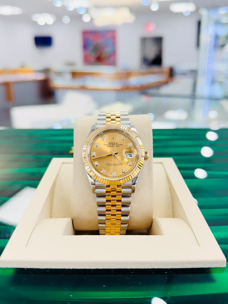 Rolex Datejust 36 126233 Stainless and Gold Factory Champagne Diamond Dial  Jubilee Box and Papers PreOwned - Diamonds East Intl.