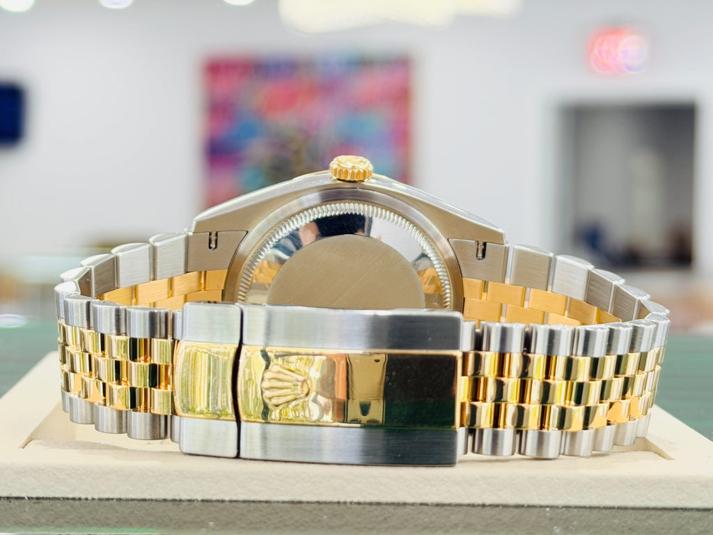 Rolex Datejust 36 126233 Stainless and Gold Factory Champagne Diamond Dial  Jubilee Box and Papers PreOwned - Diamonds East Intl.