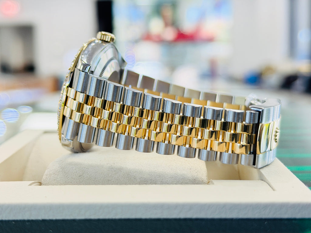 Rolex Datejust 41 126333 Champagne Diamond Dial Custom Diamond Bezel Steel & Yellow Gold PreOwned B&P - Diamonds East Intl.