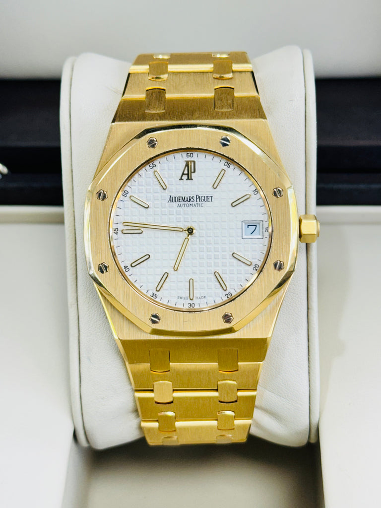 Audemars Piguet Royal Oak Jumbo 15202BA.OO.0944BA.01 Ultra-Thin Yellow Gold 39  Discontinued Box and Papers PreOwned - Diamonds East Intl.