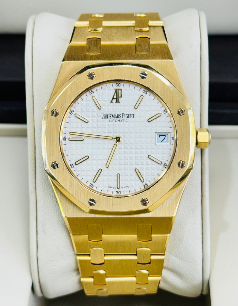 Audemars Piguet Royal Oak Jumbo 15202BA.OO.0944BA.01 Ultra-Thin Yellow Gold 39  Discontinued Box and Papers PreOwned - Diamonds East Intl.