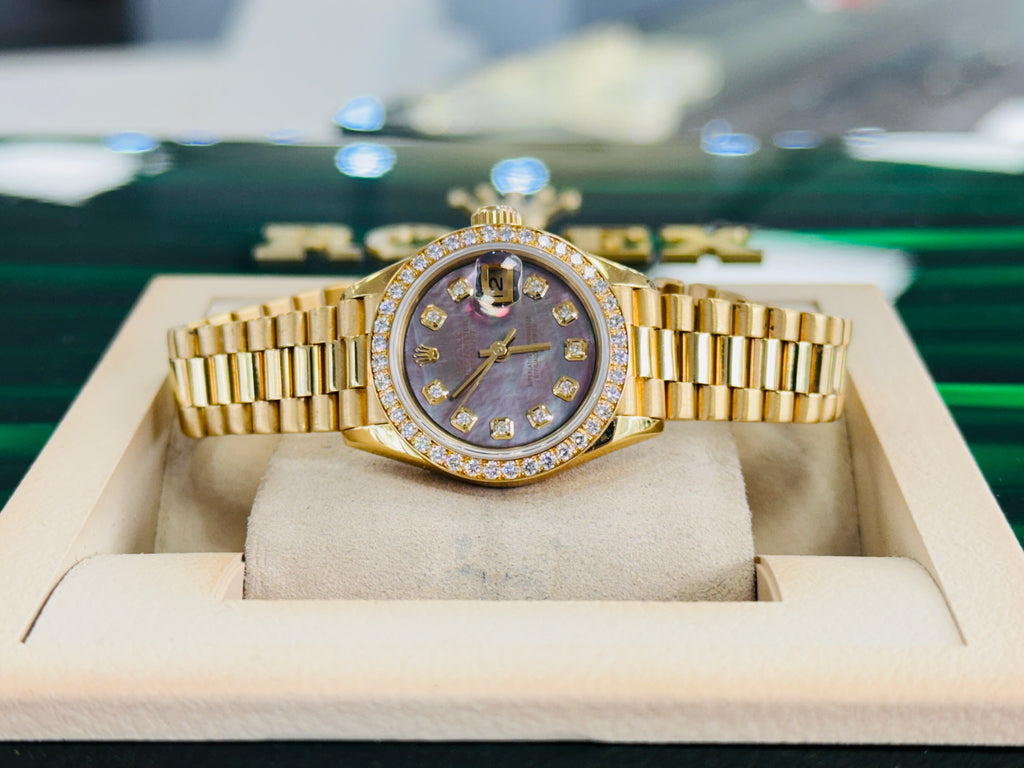 Rolex Lady-Datejust 69138 Women's President 26mm Yellow Gold Factory Diamond Bezel Custom Tahitian Diamond Mother Of Pearl Dial MINT