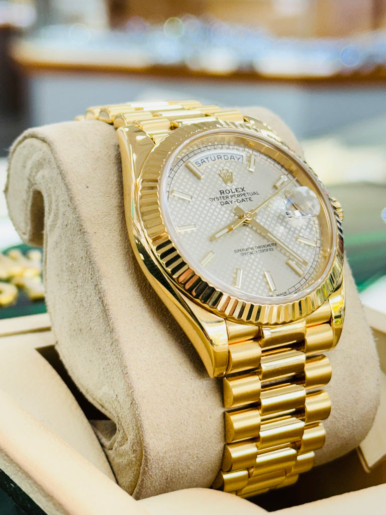 Rolex Day-Date 40 Yellow Gold Silver Motif Dial  228238  PreOwned - Diamonds East Intl.