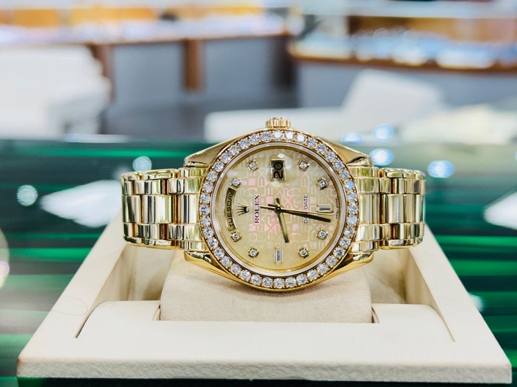 Rolex Day-Date Masterpiece 39mm 18948 Factory Champagne Diamond Jubilee Mother Of Pearl Dial & Factory Diamond Bezel Watch MINT