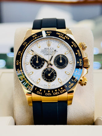 Rolex Daytona 116518LN
Cosmograph Daytona 
Custom METEORITE Dial
BOX & PAPERS PreOwned 
