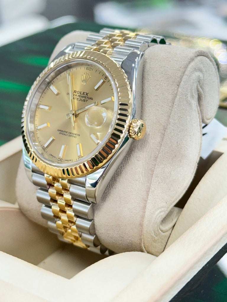 Rolex Datejust 41 126333 18k Gold / Steel Jubilee Bracelet Fluted Bezel Preowned Box and Papers - Diamonds East Intl.