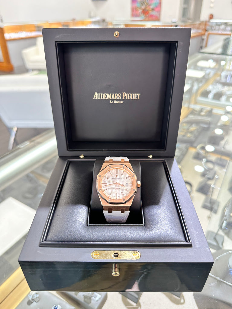 Audemars Piguet Royal Oak 41mm 18k Rose Gold Silver Dial Watch 15400or.oo.d088cr.01 MINT - Diamonds East Intl.