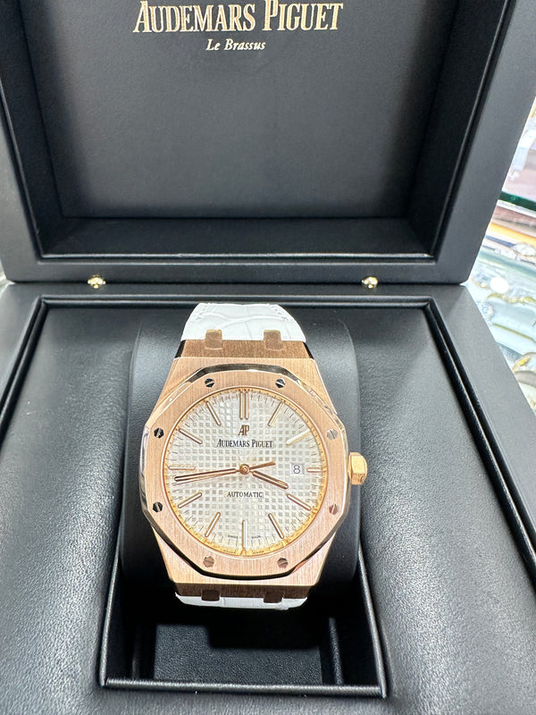 Audemars Piguet Royal Oak 41mm 18k Rose Gold Silver Dial Watch  15400or.oo.d088cr.01 MINT