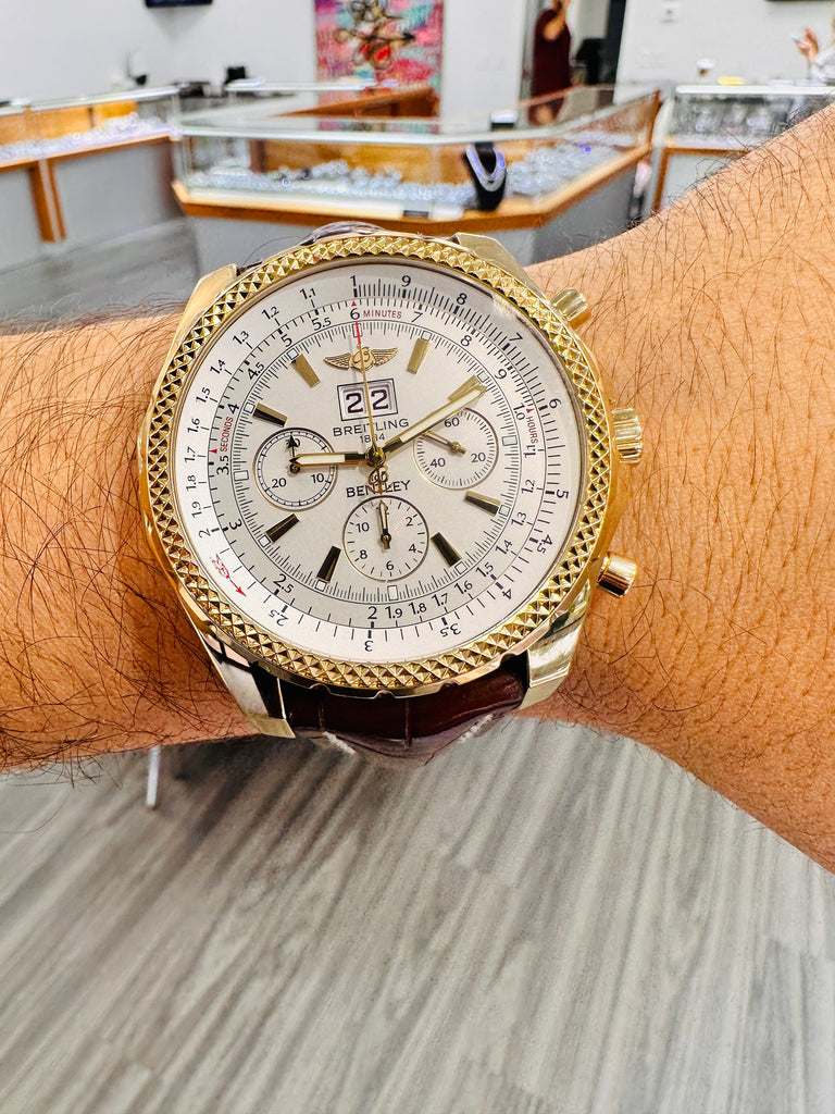 Breitling Bentley 6.75 Silver Dial Yellow Gold Case 48.7mm K4436212 PreOwned Mint Condition - Diamonds East Intl.