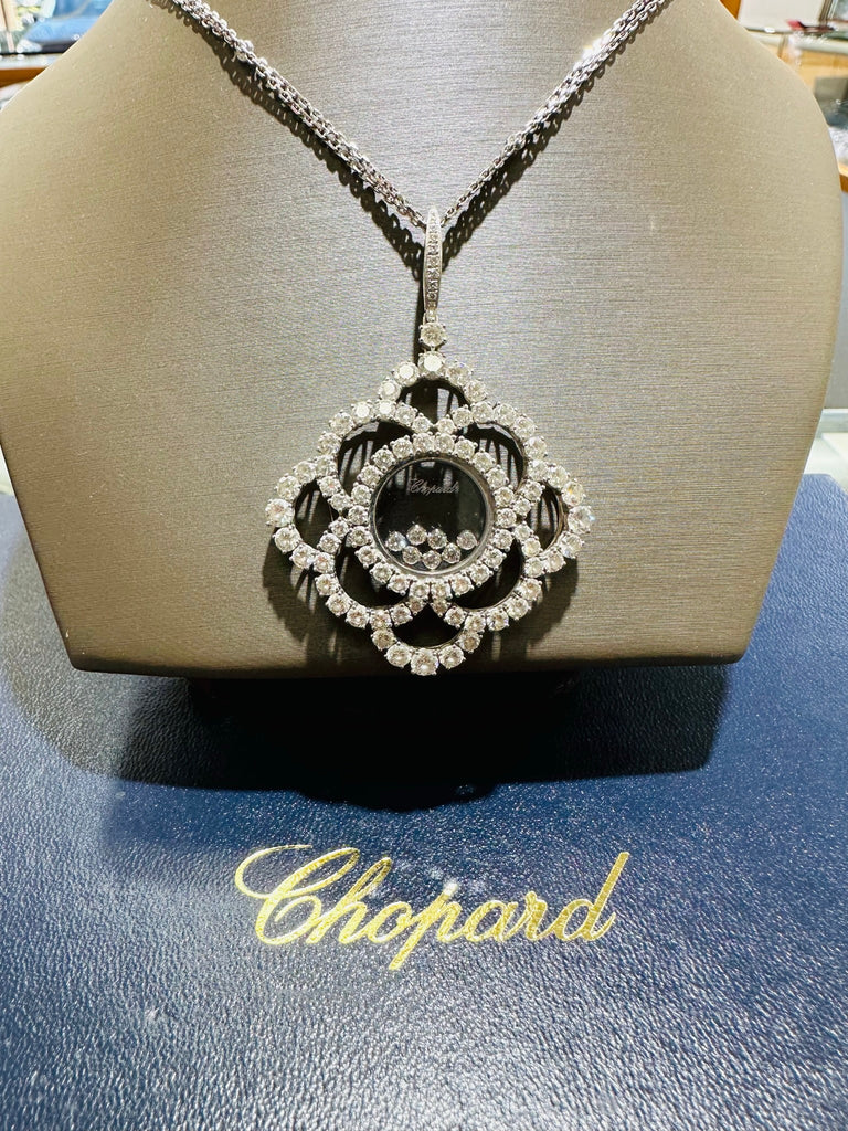 Chopard Happy Diamonds Necklace in 18K White Gold For Sale at 1stDibs
