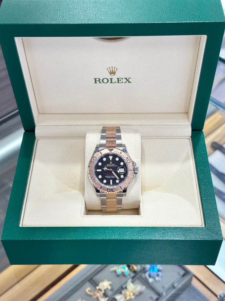 Rolex Yacht-Master 40 126621 EverRose Gold with Black Dial PreOwned B/P - Diamonds East Intl.