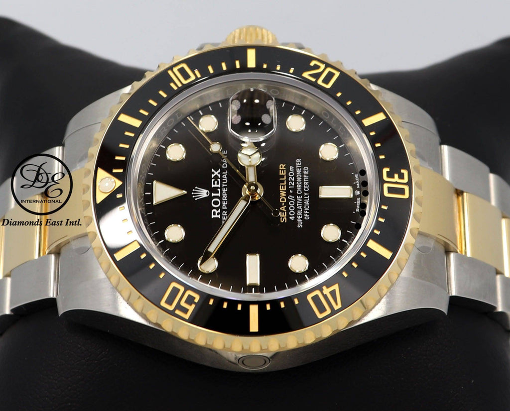 Rolex Sea-Dweller 43 18K Yellow Gold/Steel Black Mens Watch B/P '20 126603